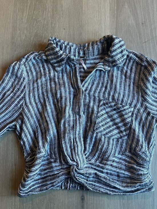 Free People Crop Top - Picture 2 of 9